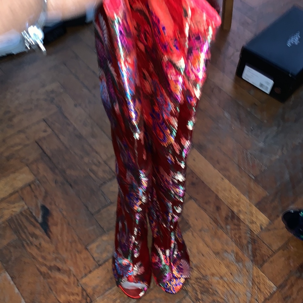 Red thigh highboots - Picture 4 of 6